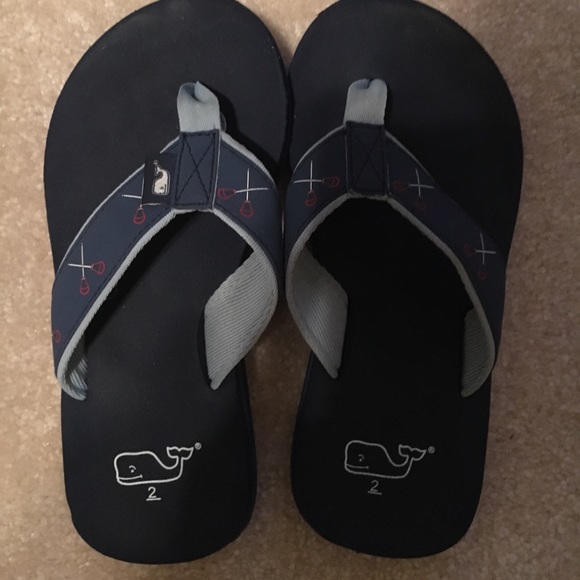 vineyard vines boys flip flops